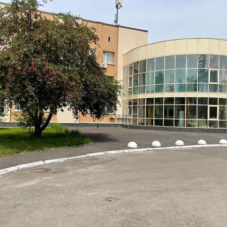 Dinamo Hotel Kharkiv Exterior photo