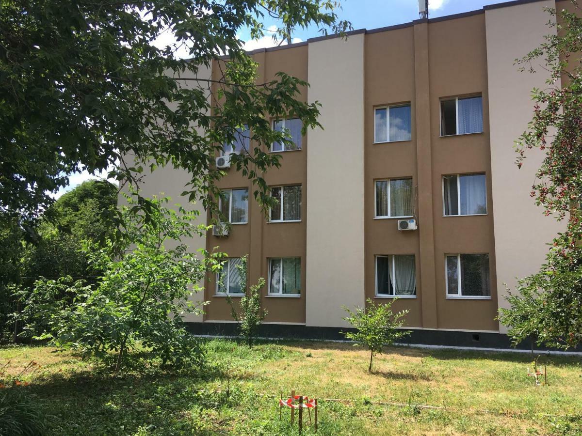 Dinamo Hotel Kharkiv Exterior photo